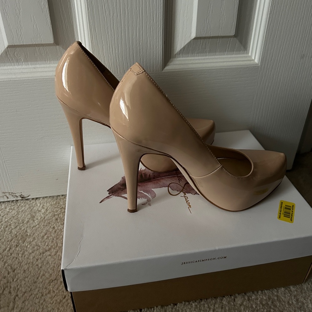 jessica simpson pumps